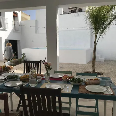 La Casa Móvil. Casa De Artistas