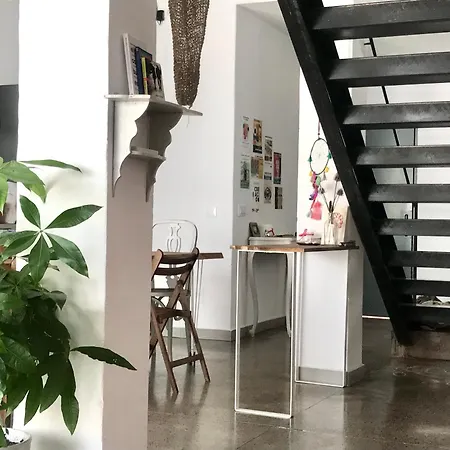 Casa de Férias La Casa Móvil. Casa De Artistas *